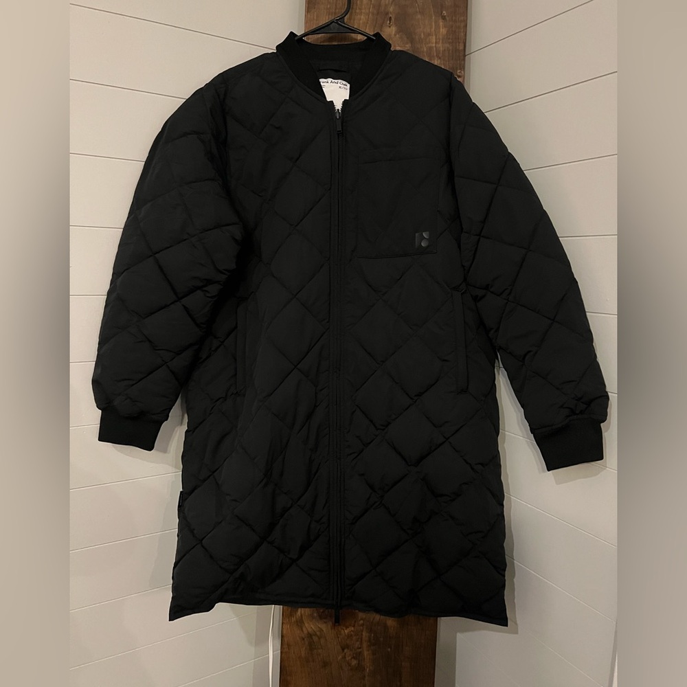 Frank & Oak Skyline Reversible Long Bomber in Black - Picture 5 of 8